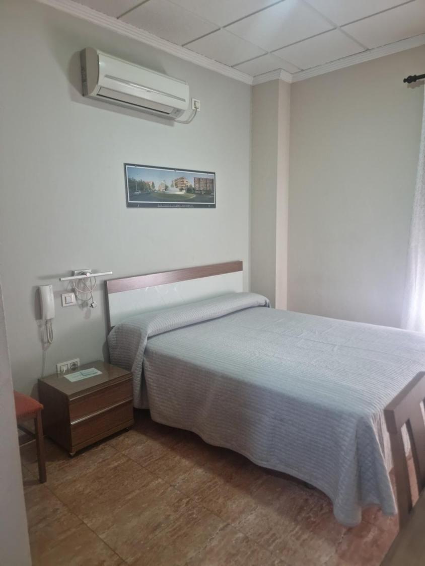 Hostal Restaurante El Paraiso Don Benito Ngoại thất bức ảnh