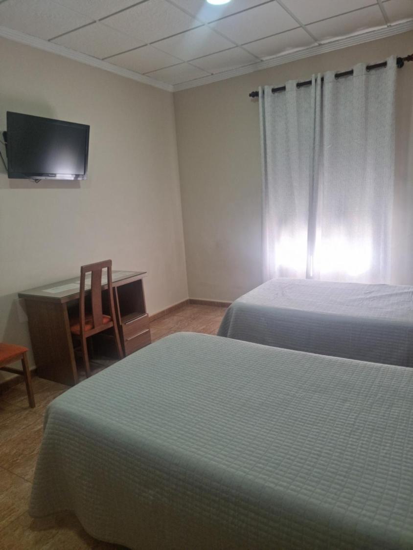 Hostal Restaurante El Paraiso Don Benito Ngoại thất bức ảnh