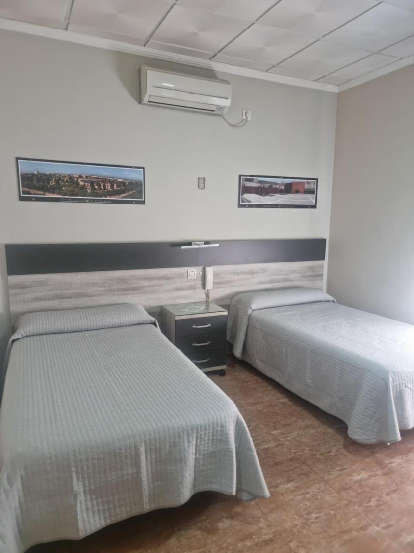 Hostal Restaurante El Paraiso Don Benito Ngoại thất bức ảnh
